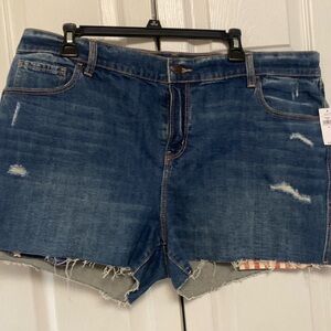 Old navy boyfriend shorts